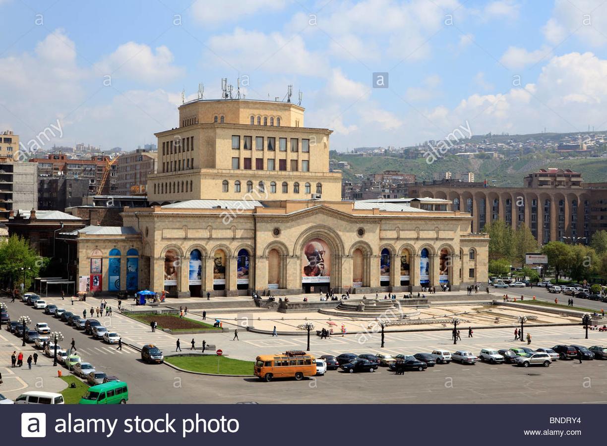 Apartment On 11 Amiryan Street Yerevan Bagian luar foto