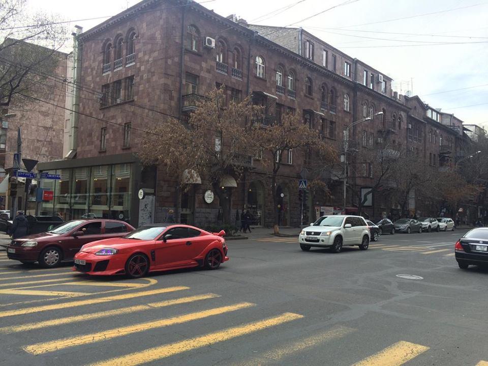Apartment On 11 Amiryan Street Yerevan Bagian luar foto