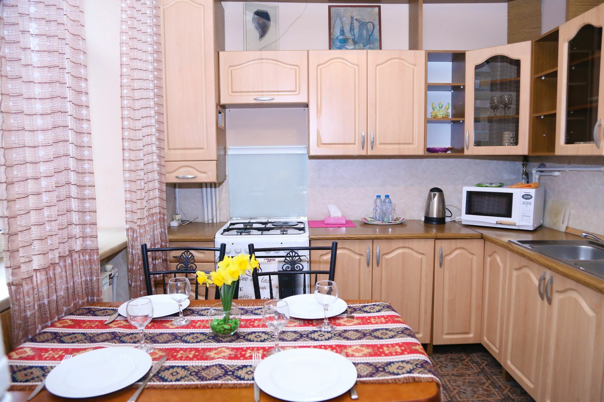 Apartment On 11 Amiryan Street Yerevan Bagian luar foto